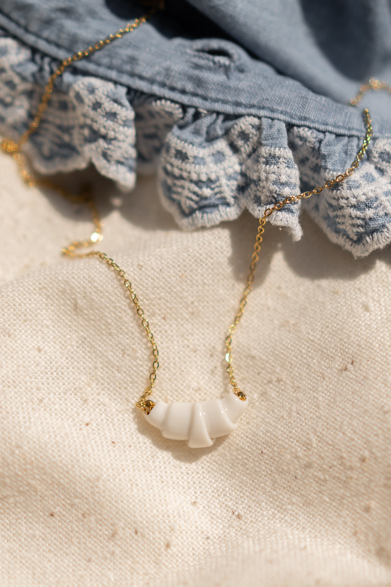 croissant necklace white