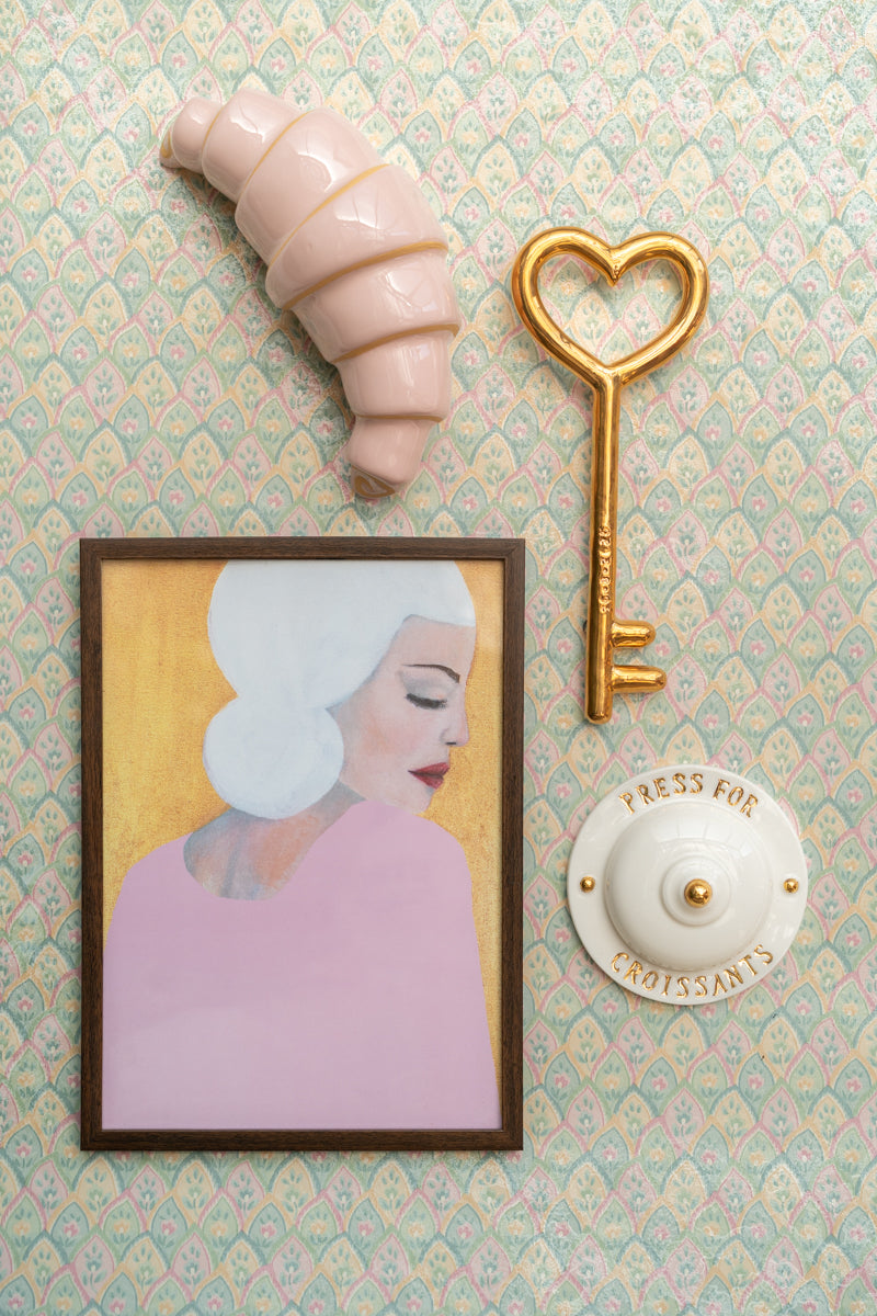 Croissant bell white