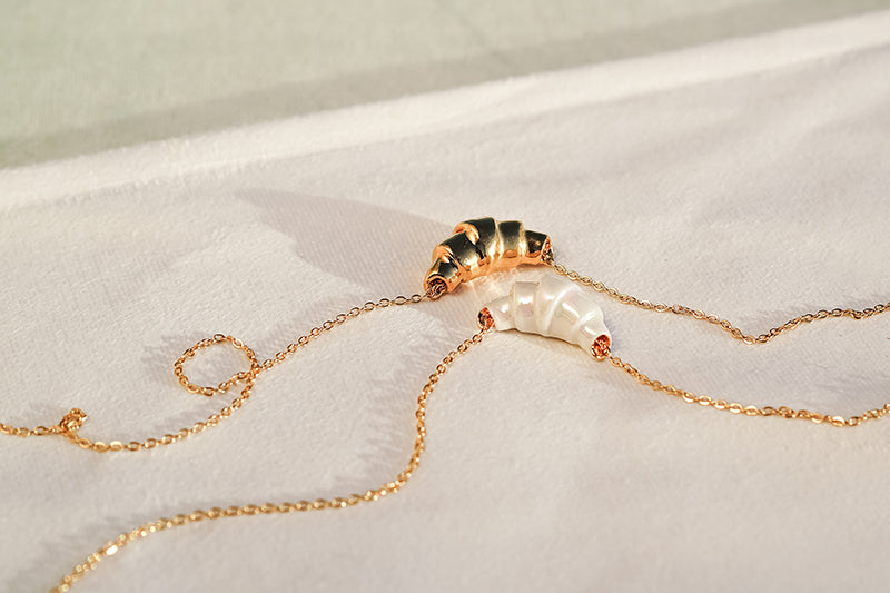 croissant necklace gold