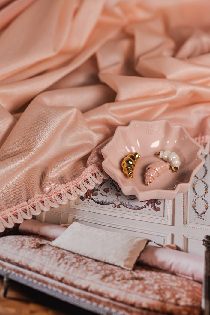 croissant necklace gold